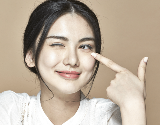 4 tips to shrink large pores  pimples in Singapore fast! B.png